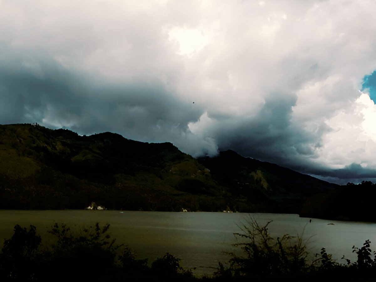 Kundala Dam - Leaf Munnar Resort